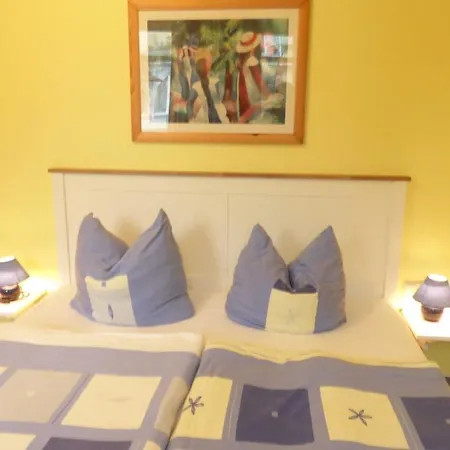 Strandmuschel Sabrina Goehren (Ruegen)